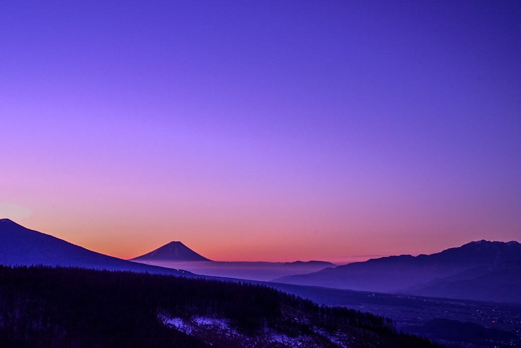 夜明け前