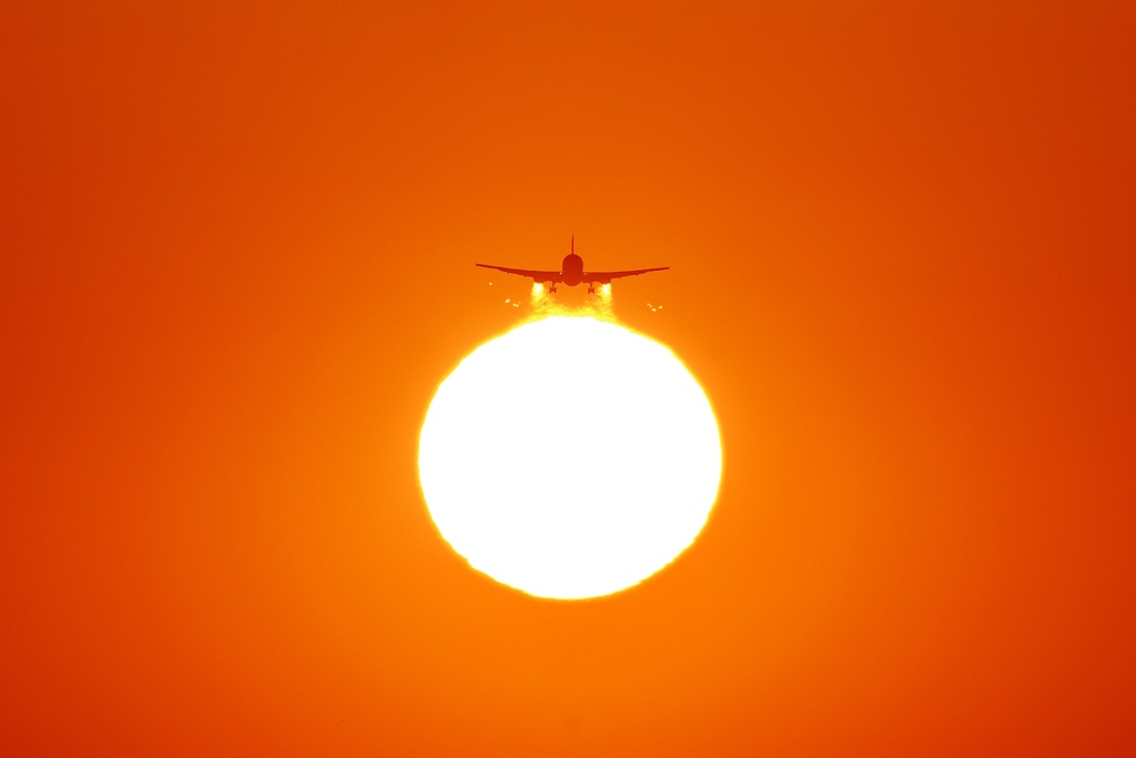 ぶらさがった夕陽