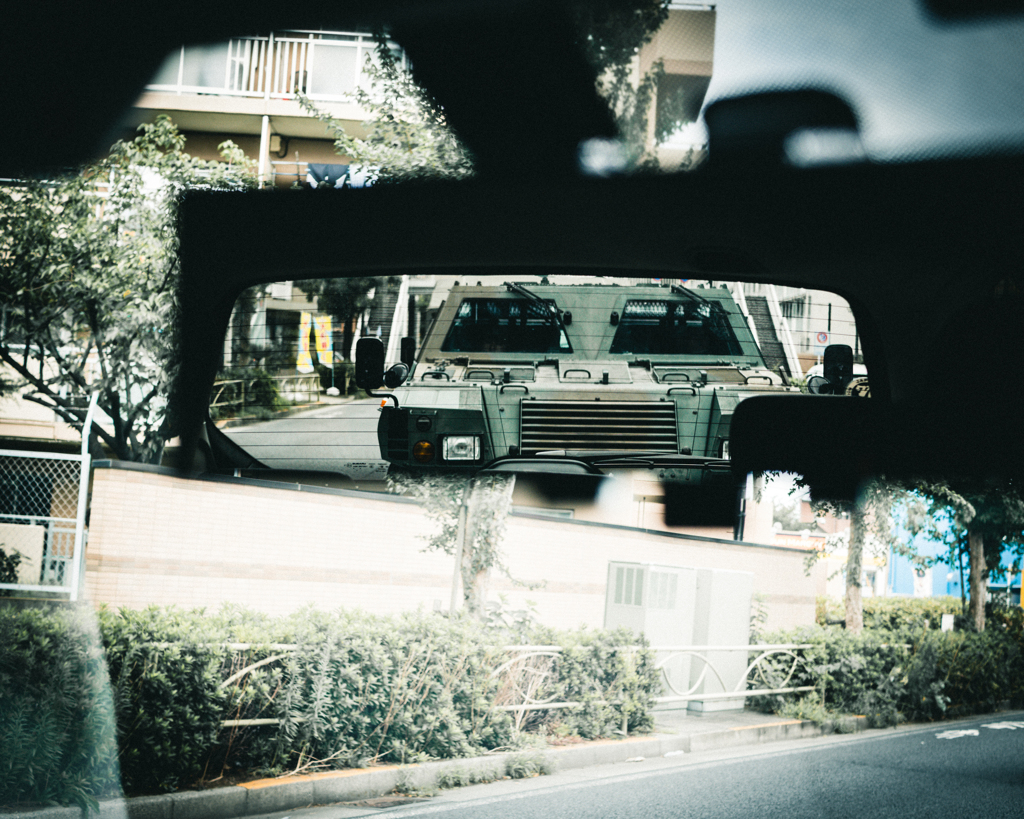装甲車にロックオンされた