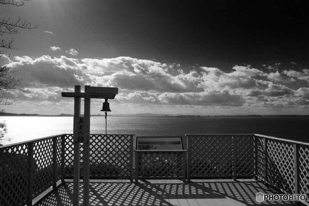 あの鐘を鳴らすのはあなた、、。