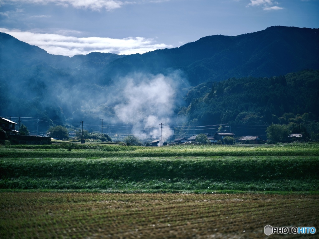 野焼きの匂いがまたよかったり、、、