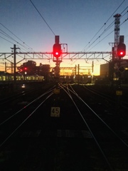 始発駅の朝
