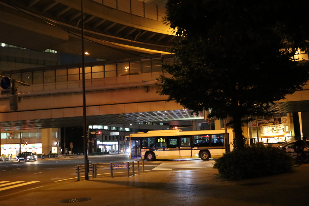 高速道路と交差点