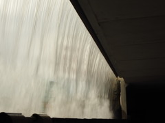 水のカーテン