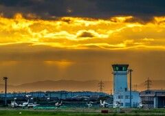 岡南飛行場と夕景