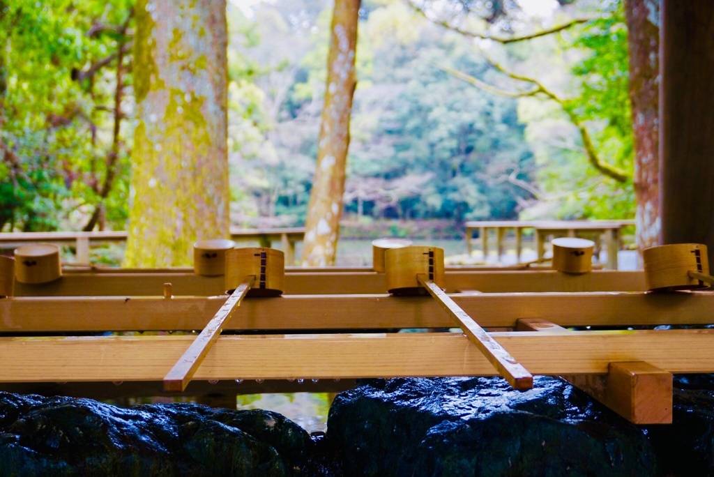 伊勢神宮内宮にて 手水舎