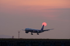 霞の中の夕日