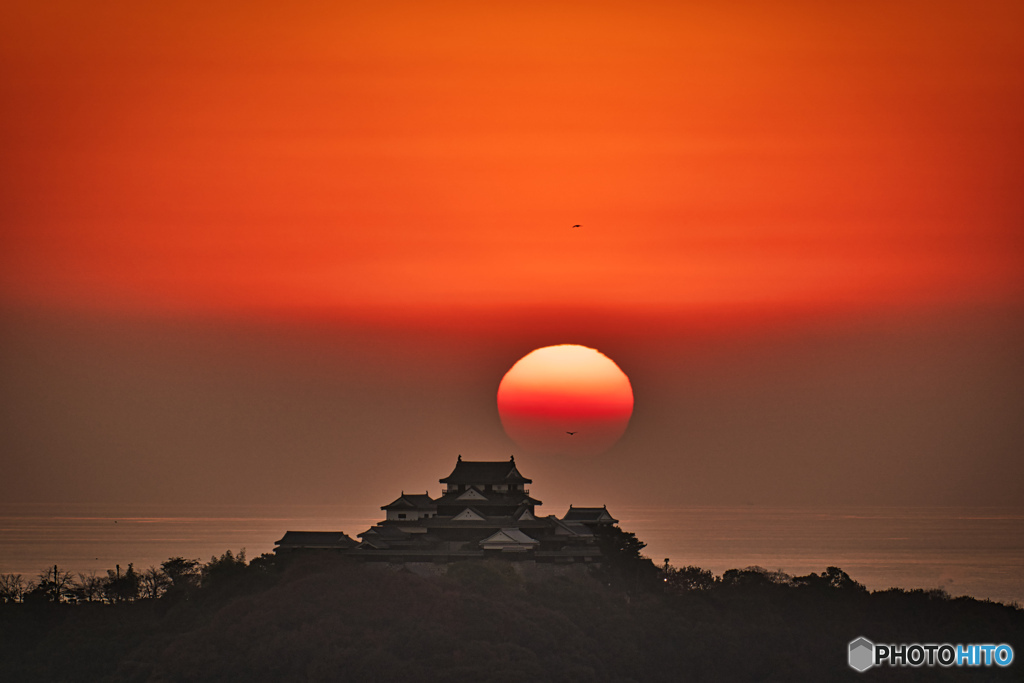 難攻不落城に沈む夕日