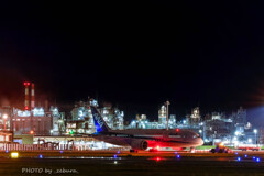夜の松山空港