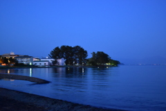 夜のとばり