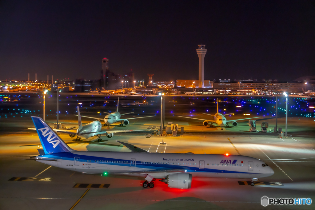 3月16日深夜の羽田空港