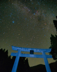 熊野神社大鳥居と天の川