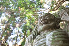 写真撮るんで、笑ってもらってイっすか？