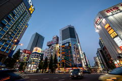 秋葉原