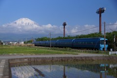 御殿場線ふじさん号