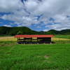 赤い屋根の資材置き場