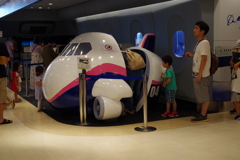 ただ今　搭乗手続き中