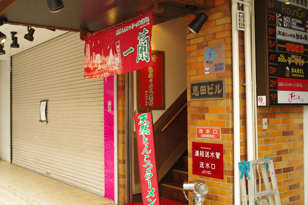 形式的には密ではない（と思う）