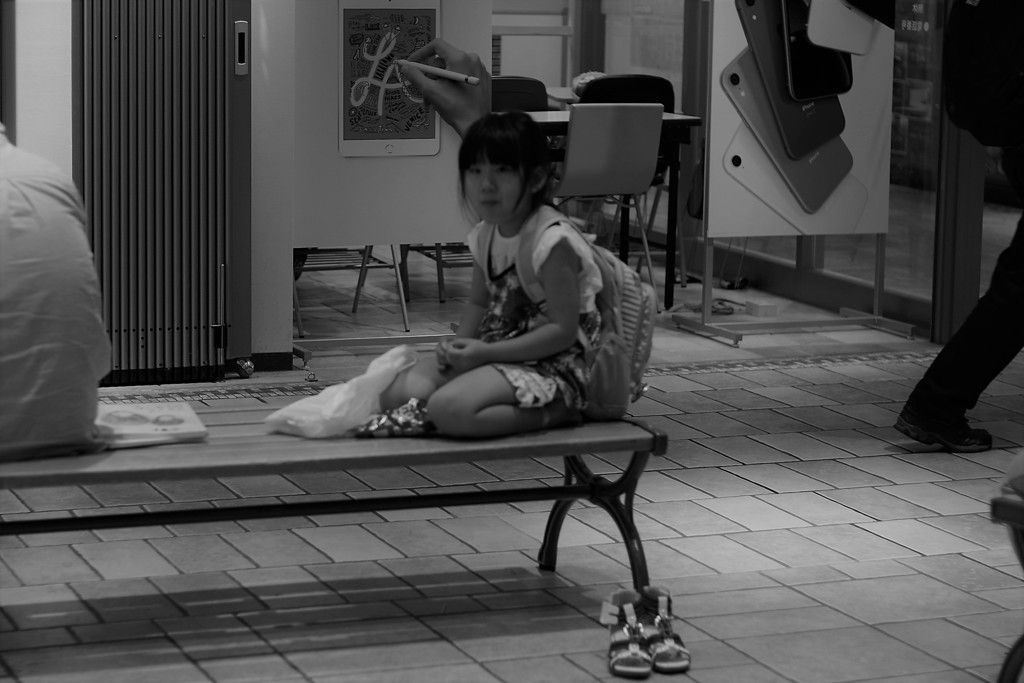 正座な子供　Ⅰ