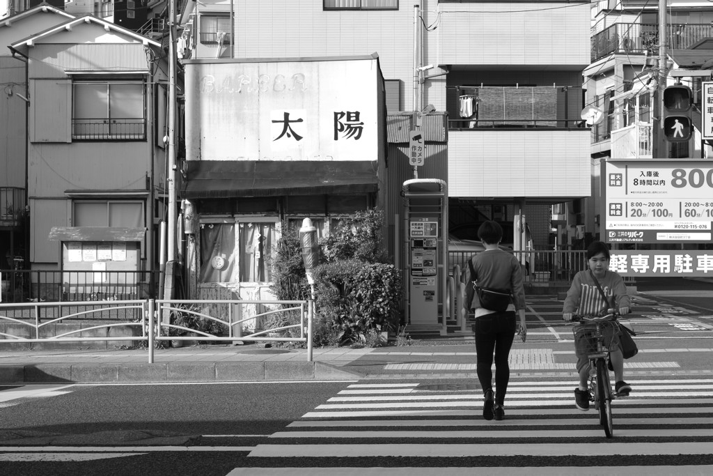 雰囲気ある床屋さん