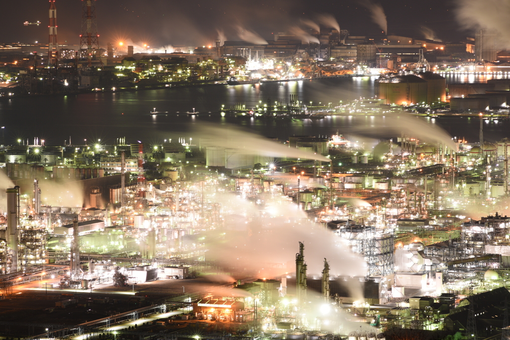 イブの工場夜景。②