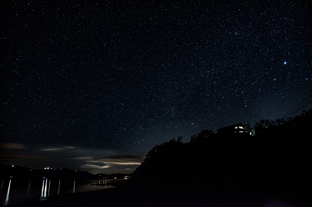 牛窓夜景。②