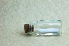 江崎晃貴 bottleMail