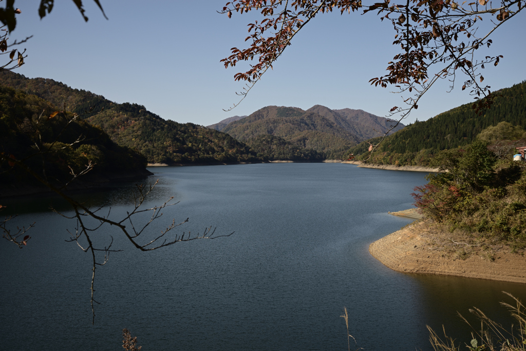 九頭竜湖