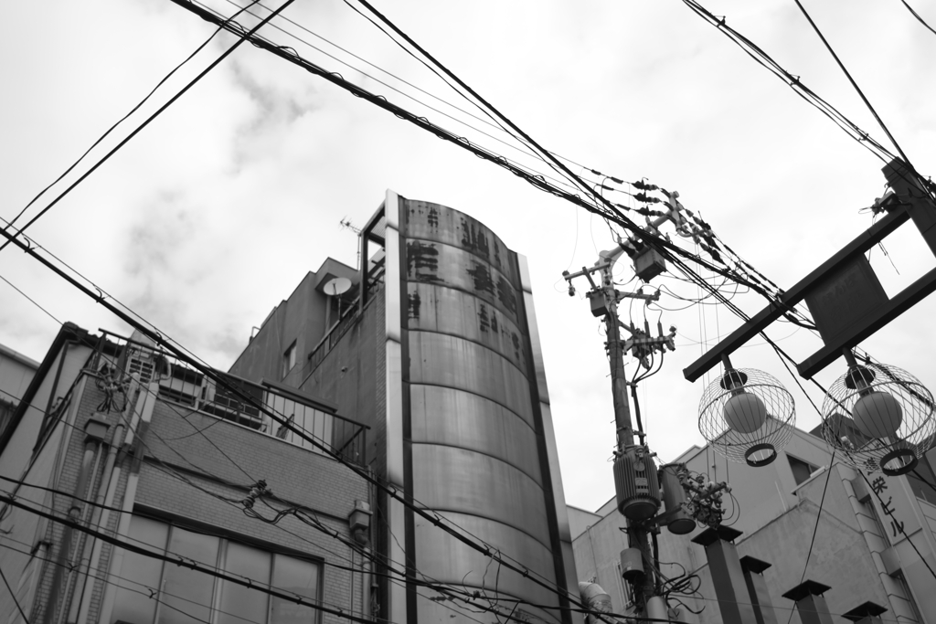 土曜早朝難波05