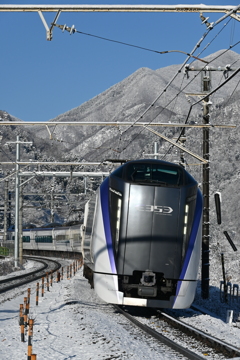 初狩駅からのあずさ号