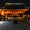 夜の浅草寺