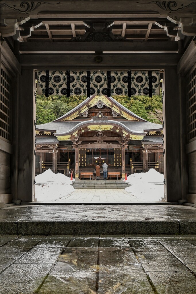 彌彦神社御本殿