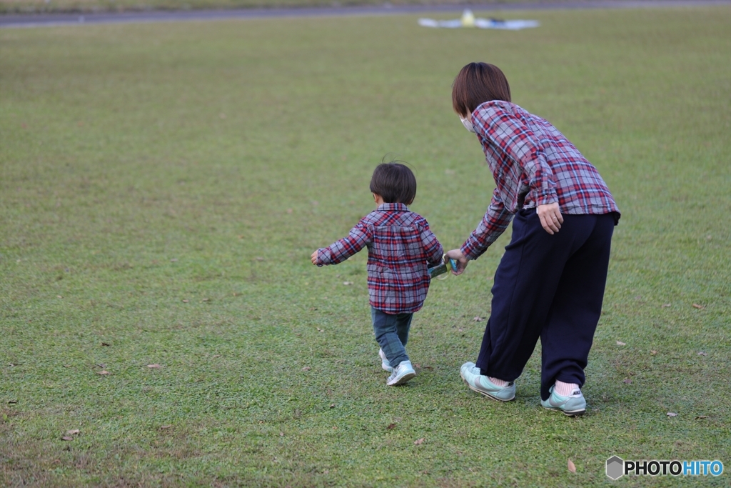 待て～待て～勝手に動くな～