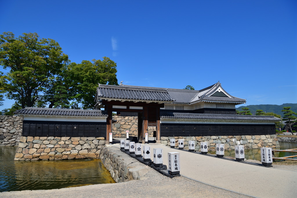 日本100名城　松本城　黒門