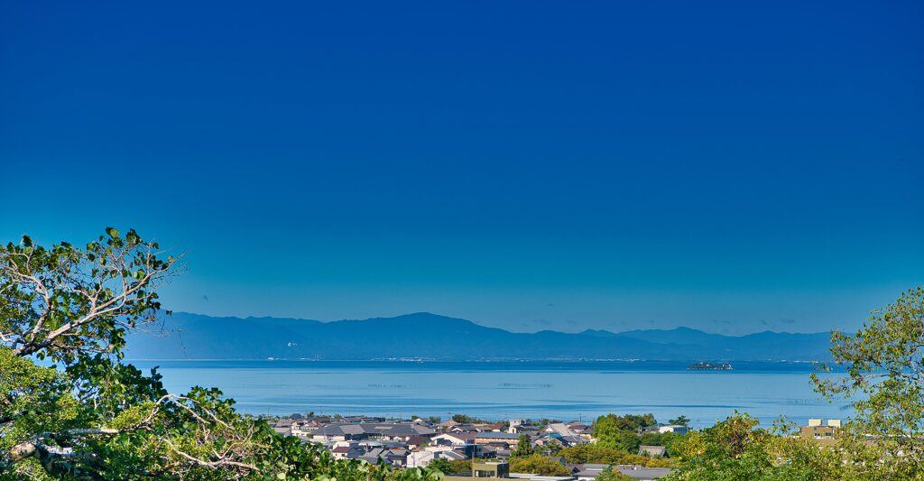 右に沖島　琵琶湖