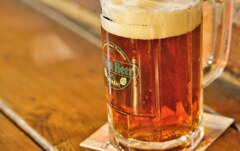 ドイツビール　ドンケル　小樽ビール
