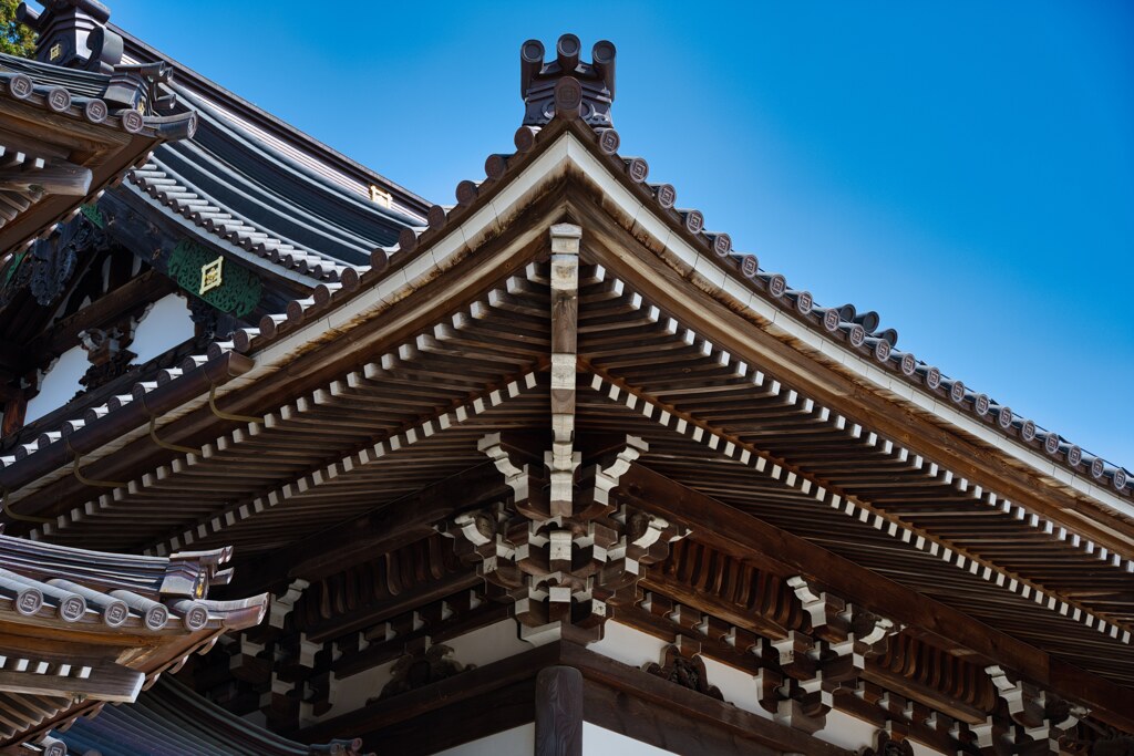 久遠寺　仏殿
