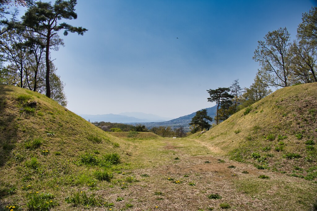 日本100名城　No.94　新府城　大手門跡☆