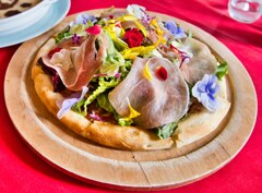 お花のpizza