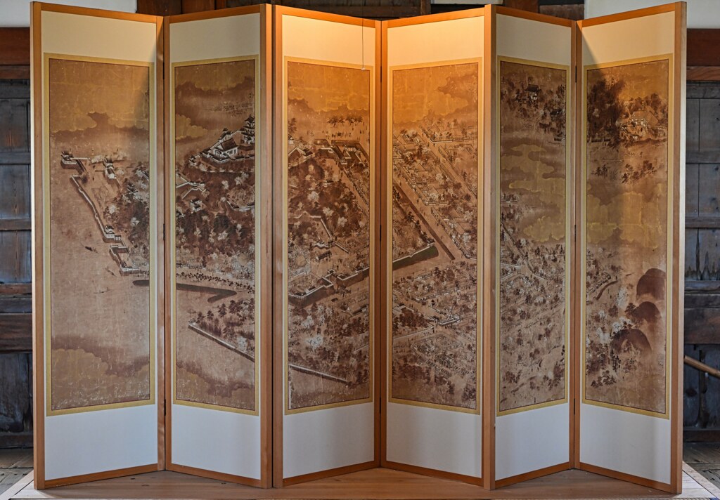  宇和島城下絵図屏風