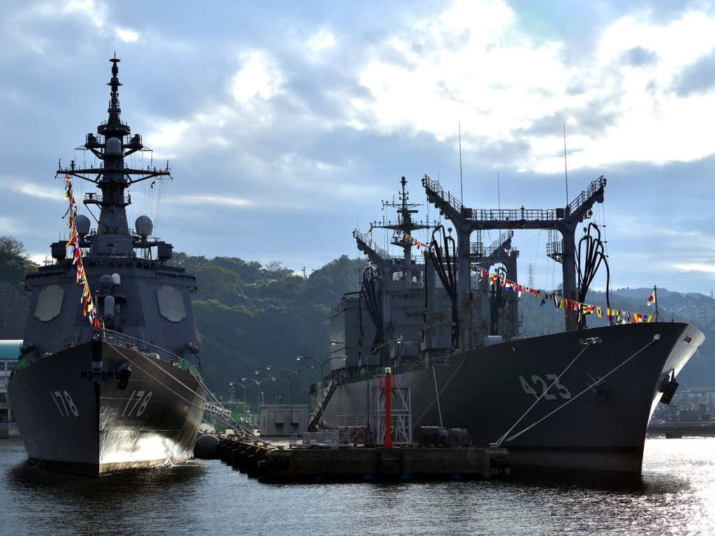 軍港巡り