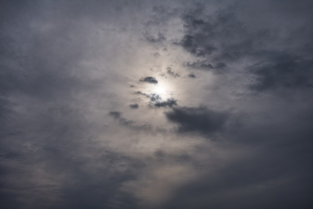 曇り空
