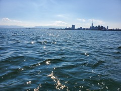 今朝の百道浜  海上より