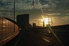 都市高の車中より