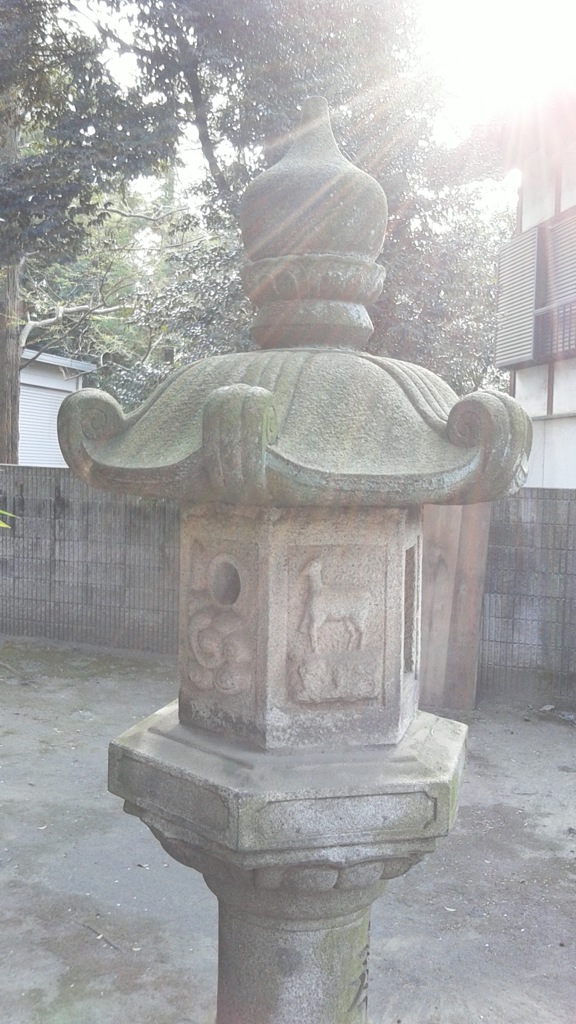 『春日型灯籠』