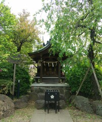 [紅梅殿]