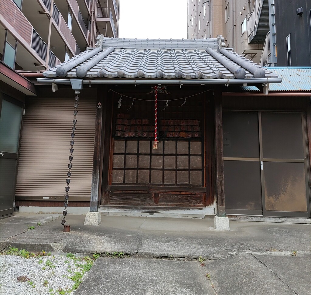 [稲荷神社]