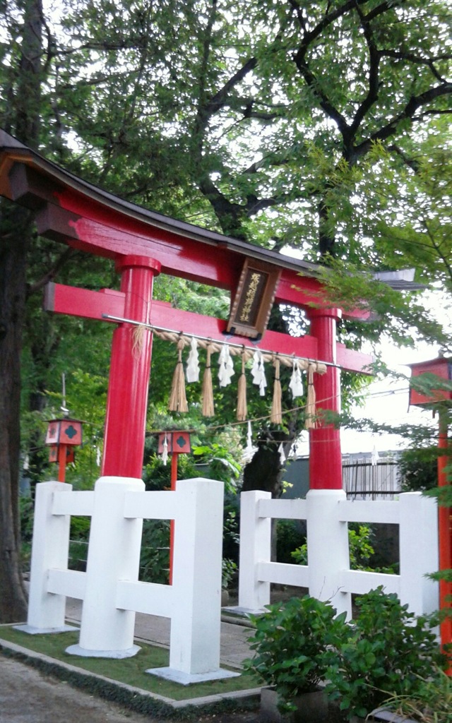 『稲荷神社』