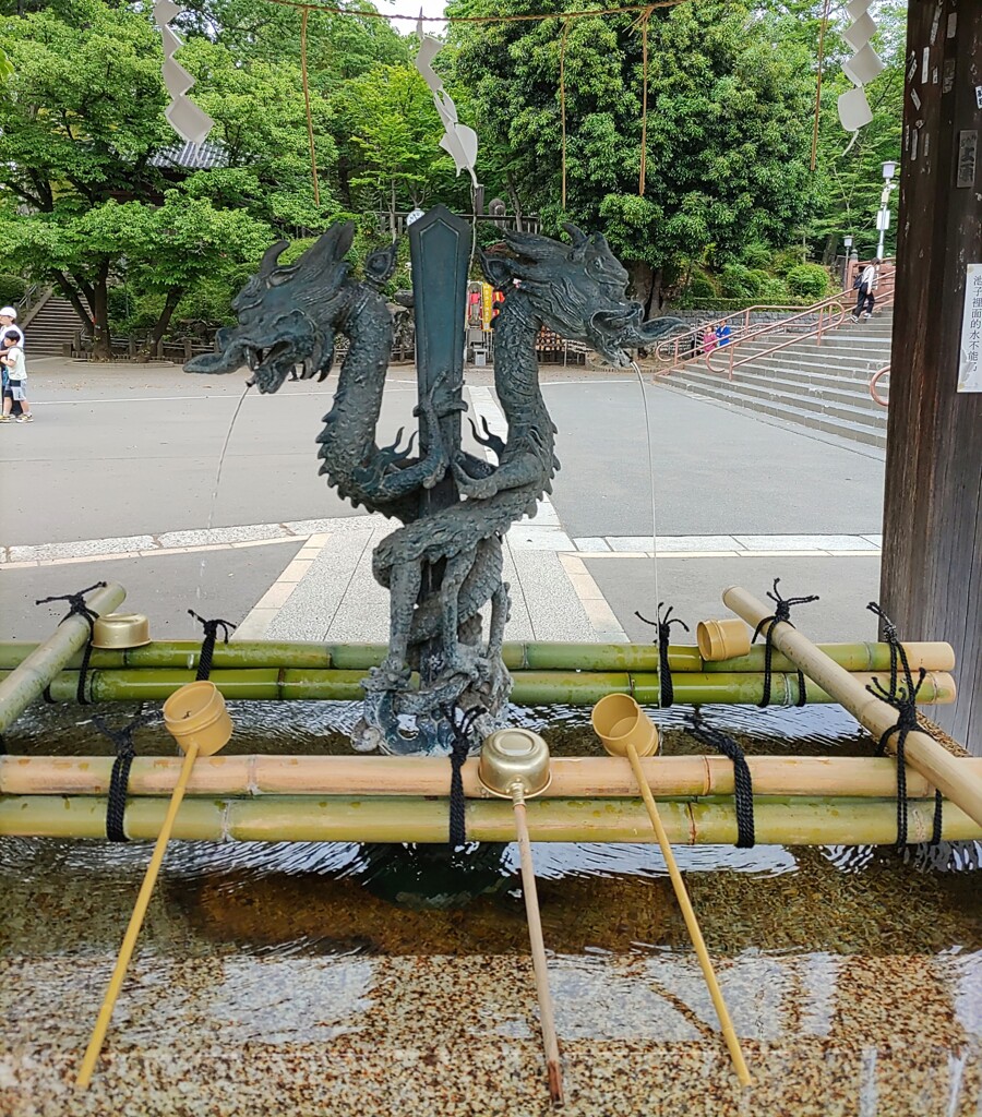[手水鉢]