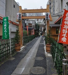 [烏森神社]